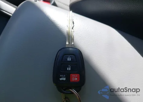 2017 Toyota Camry Se z USA, uszkodzony, nr VIN 4T1BF1FKXHU686618